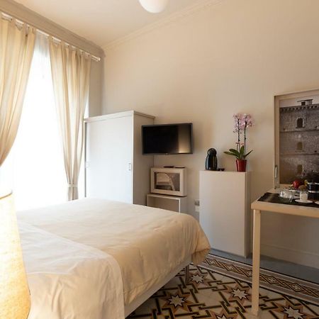 Art & B.E.D.S. Hotel Napoli Bagian luar foto