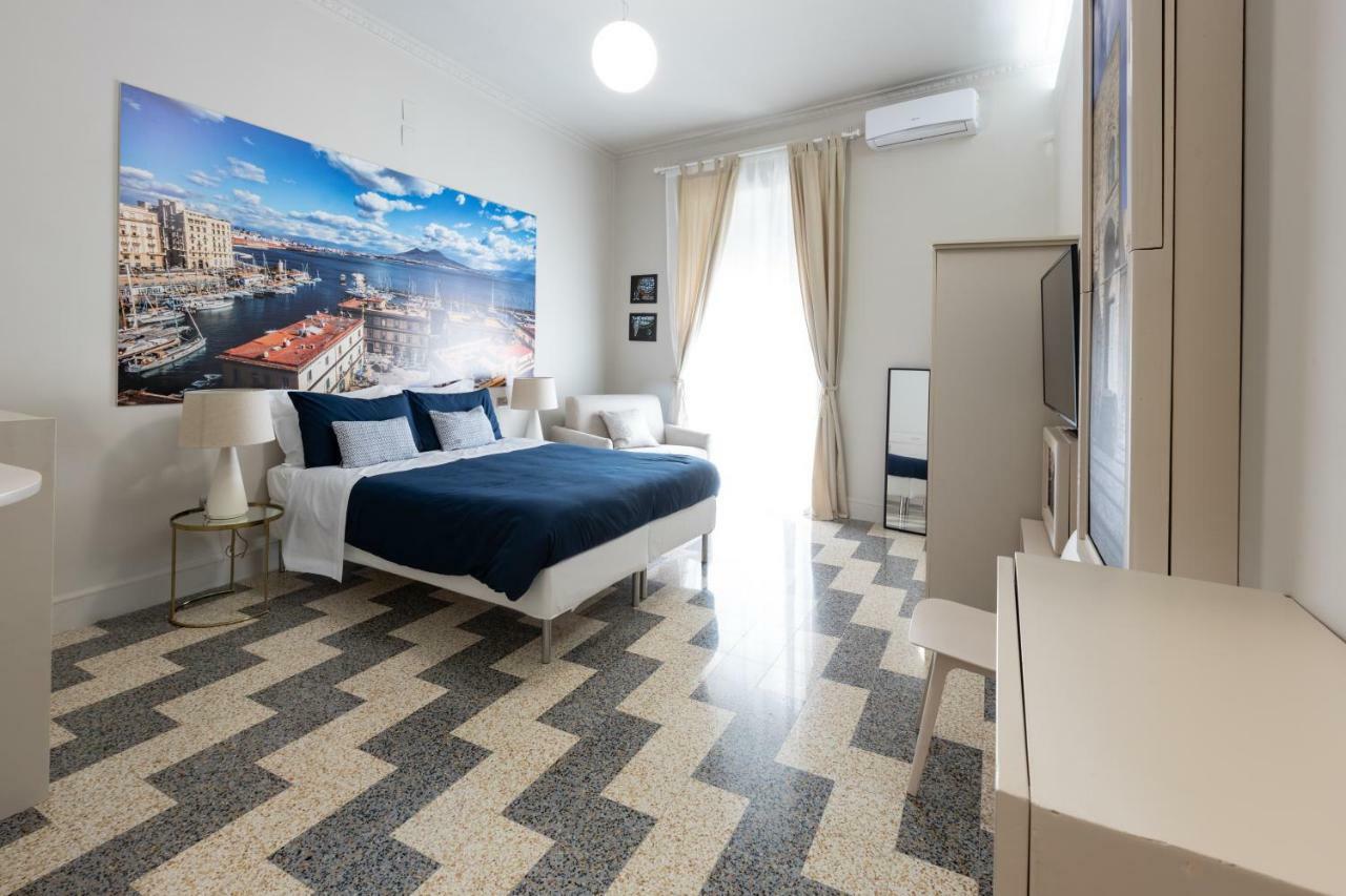 Art & B.E.D.S. Hotel Napoli Bagian luar foto