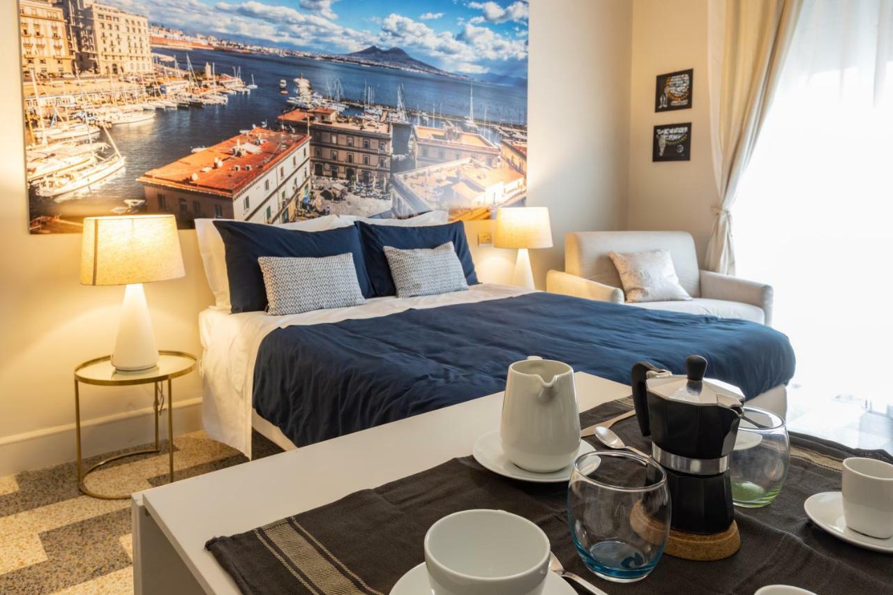 Art & B.E.D.S. Hotel Napoli Bagian luar foto
